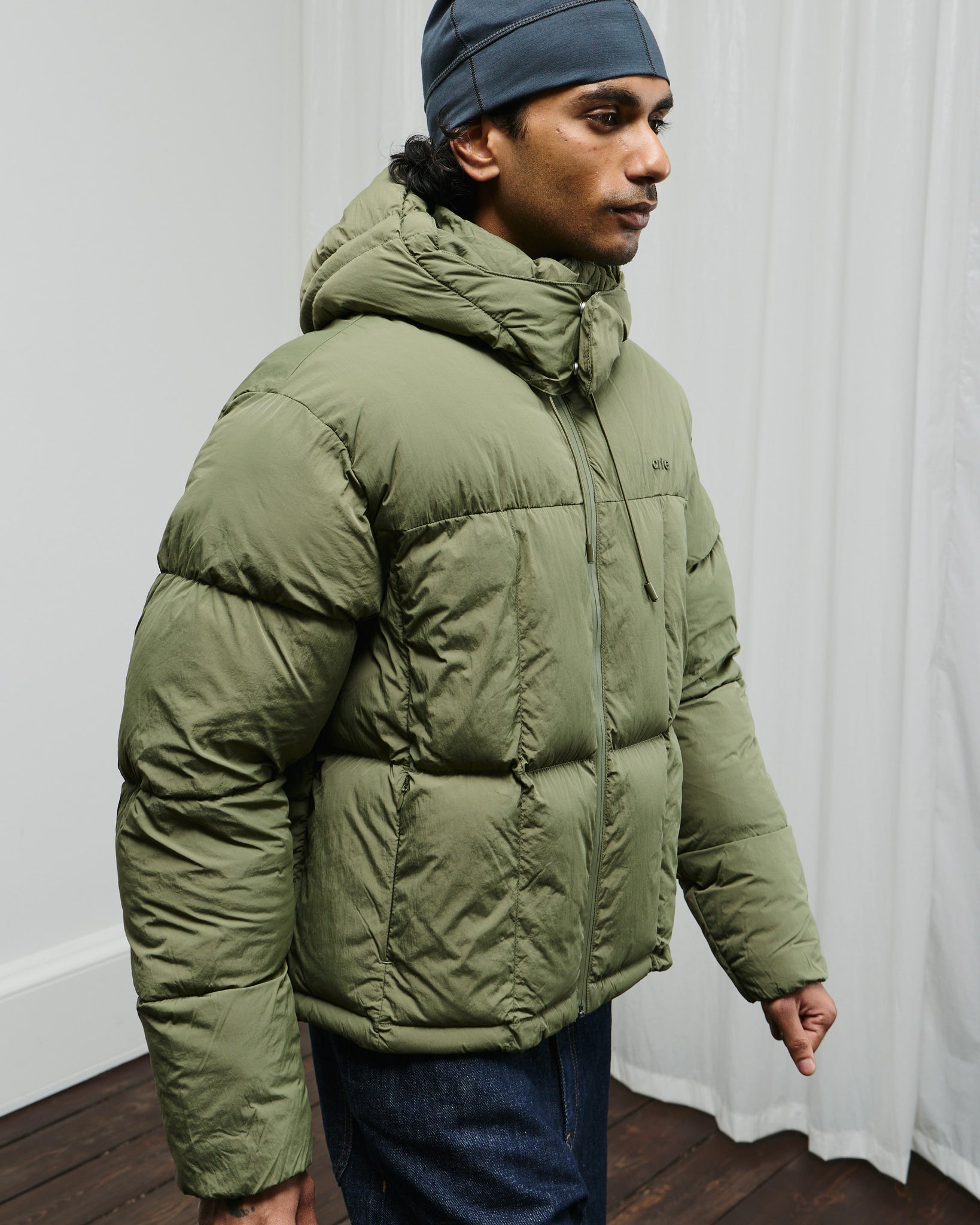 Special Cuts Puffer Jacket - Green