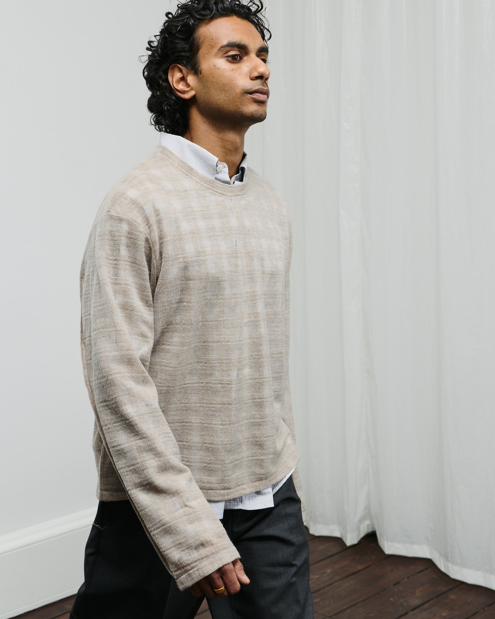 Round Neck Sweater - Beige Gauze Check