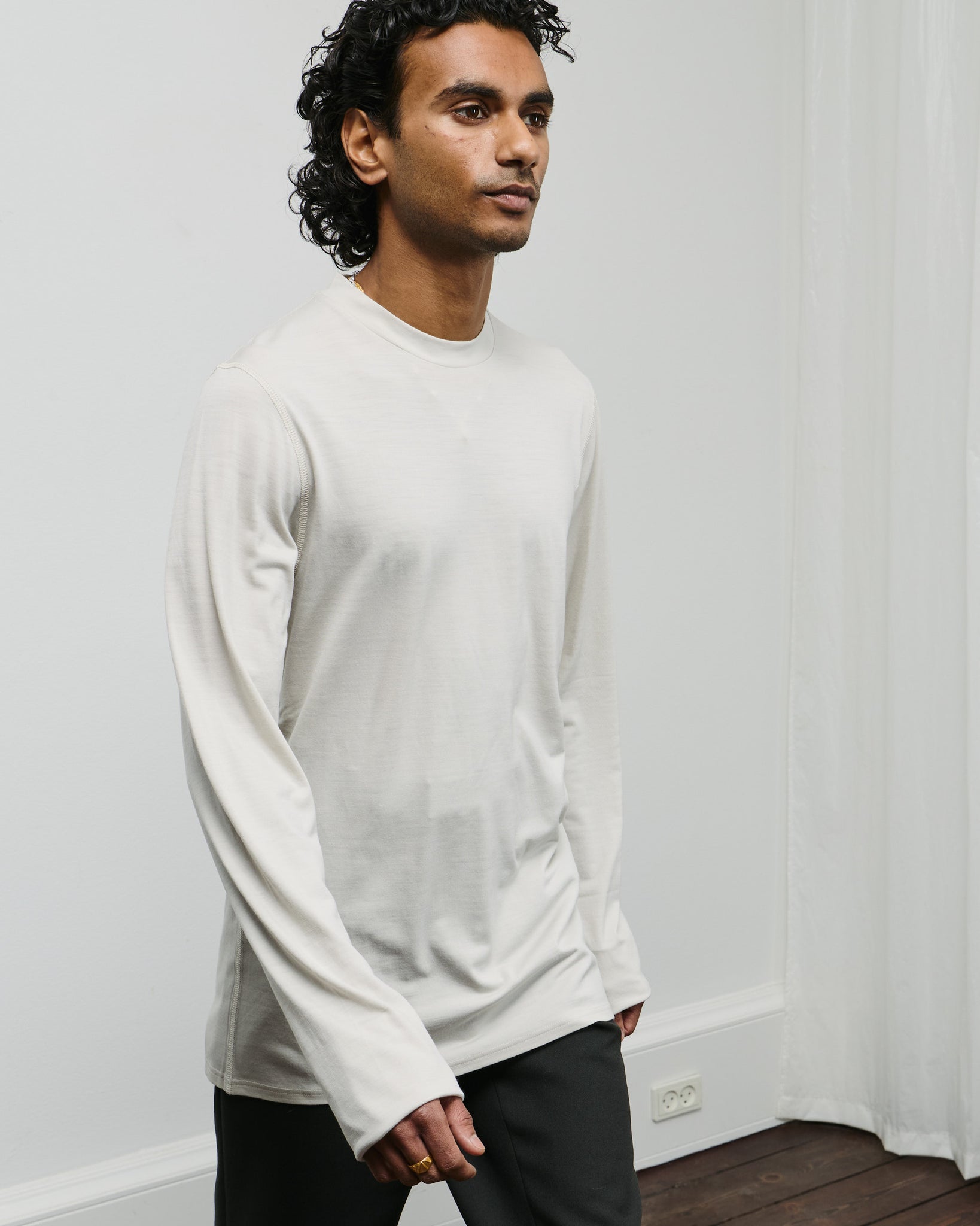 Polar Jersey Roundneck - Talc Jersey Wool