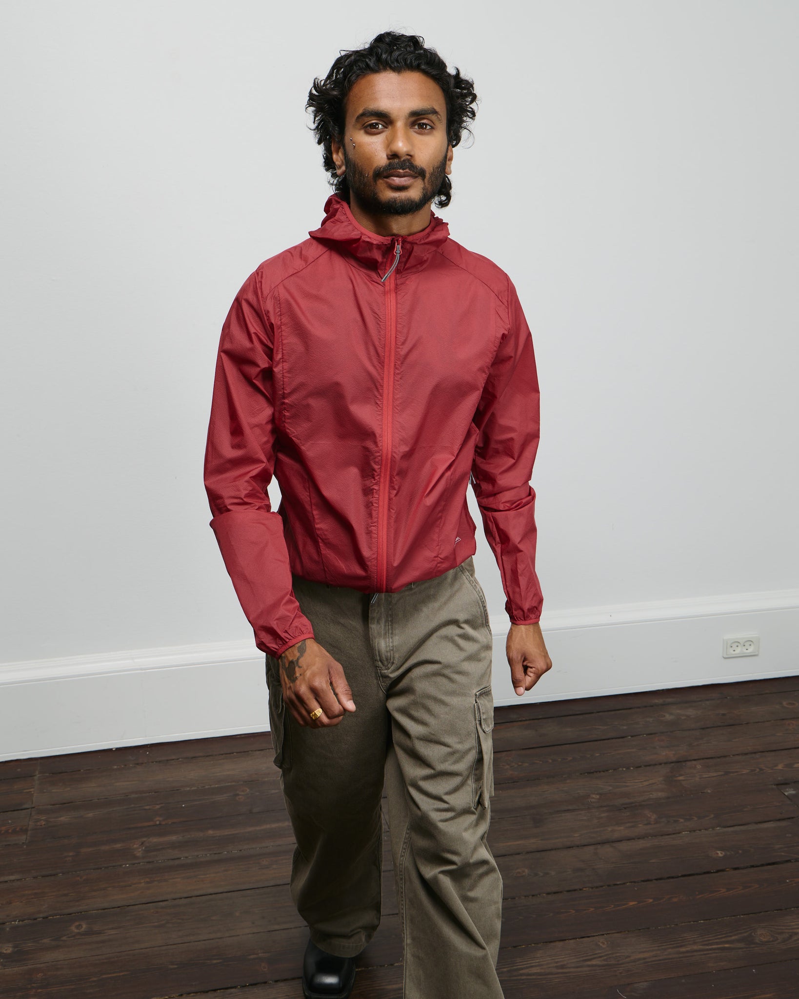 Hue Packable Wind Jacket - Dark Red