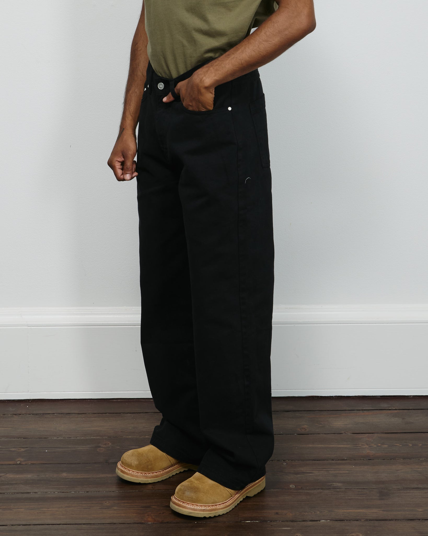 Back Pocket Graphic Pants - Black