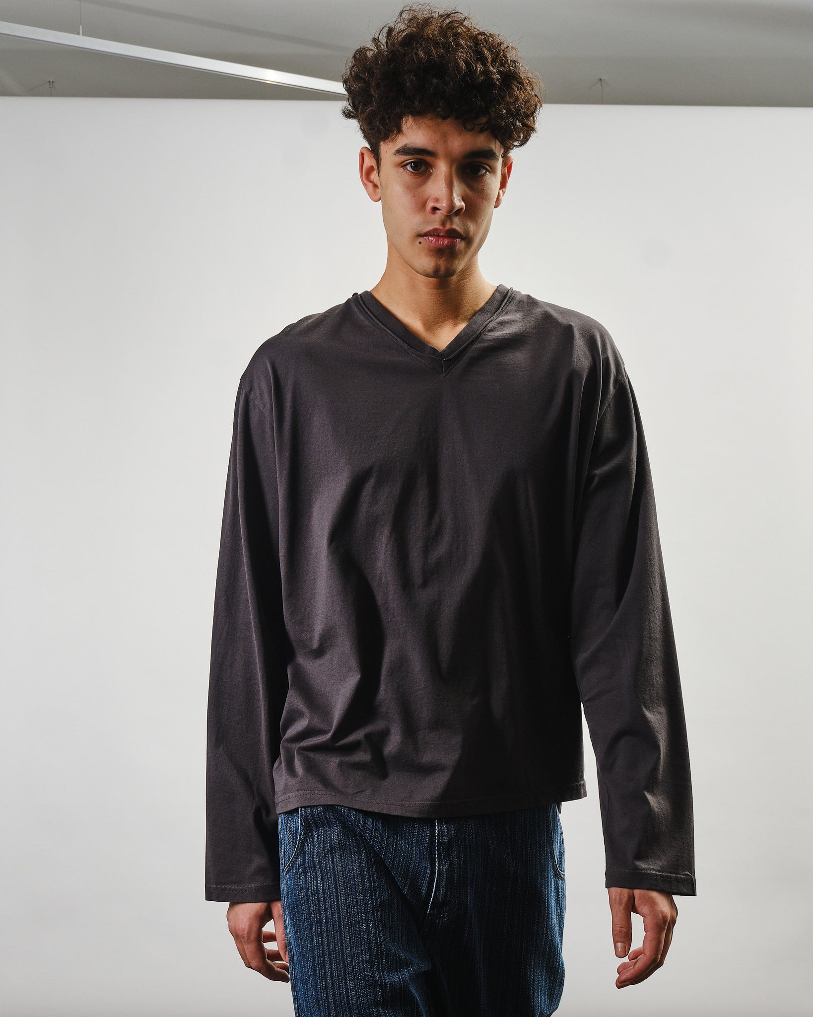 LS V-Neck - Dark Grey