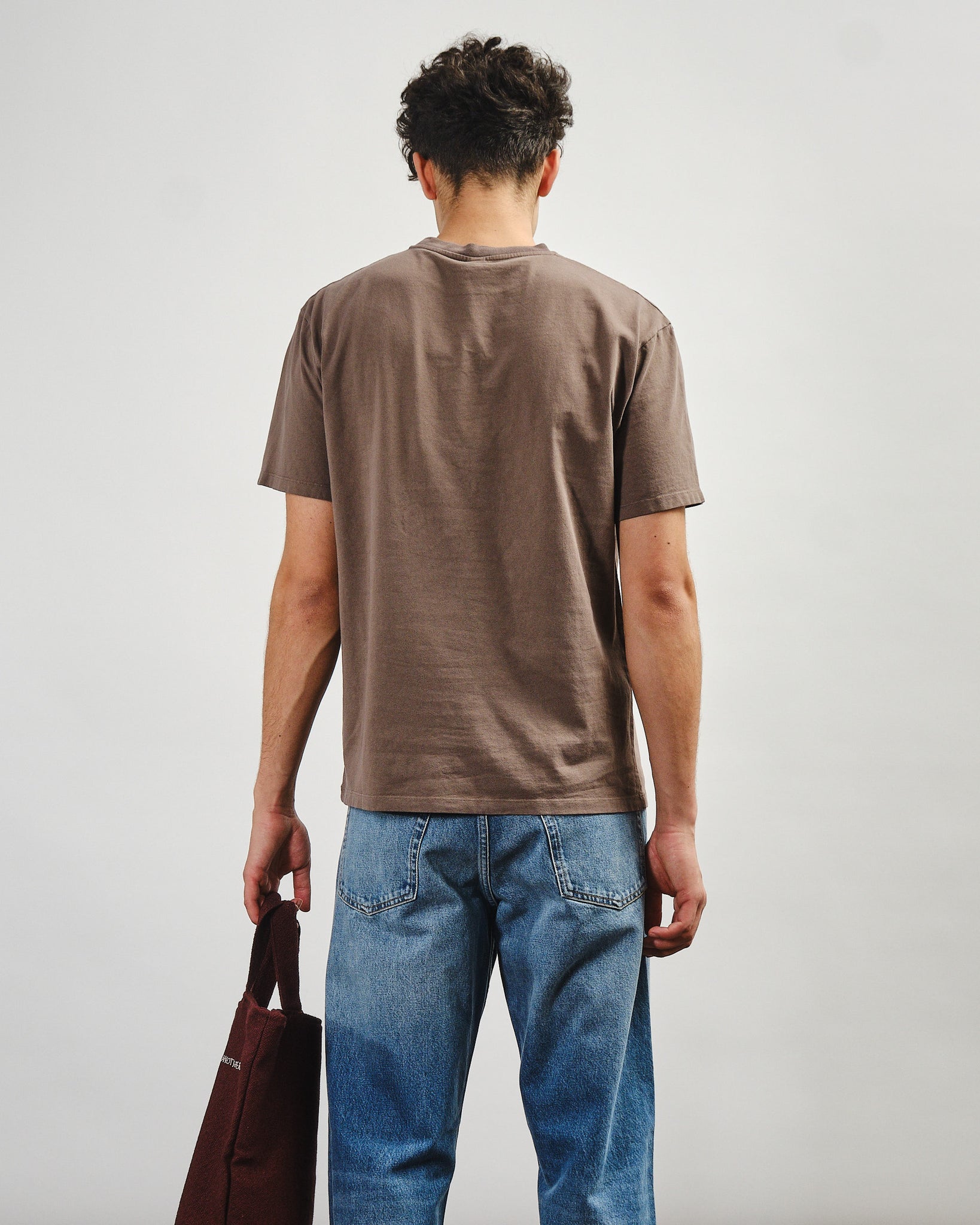 Another T-shirt 4.0 - Brown