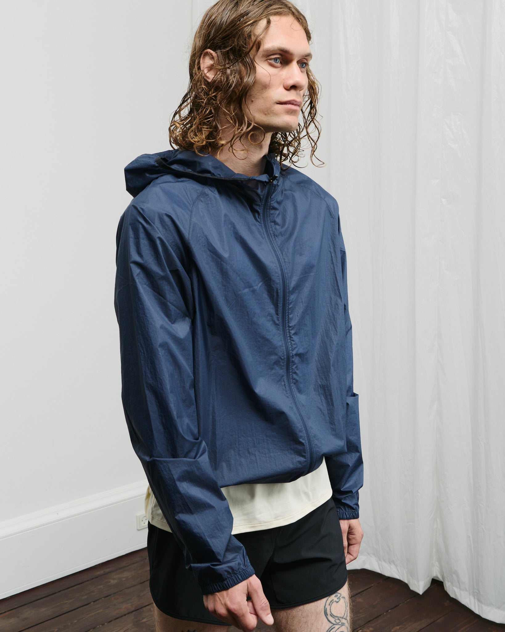 Ultralight DWR Wind Jacket - Midnight