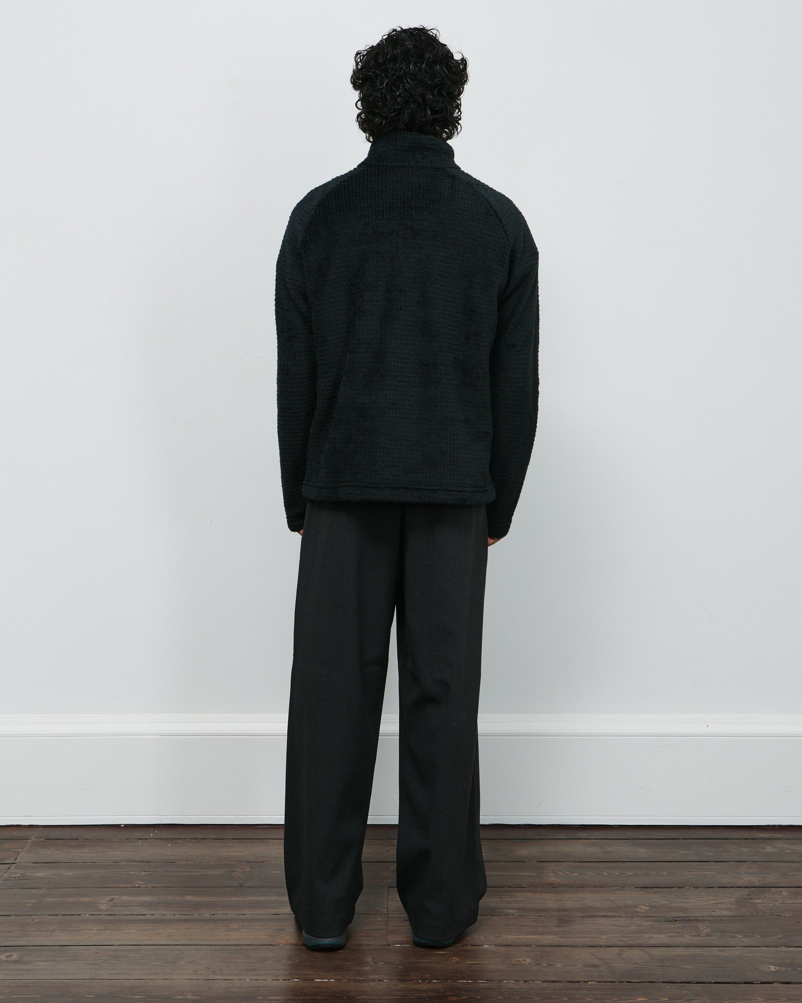 Hrannar Alpha Zipneck - Black