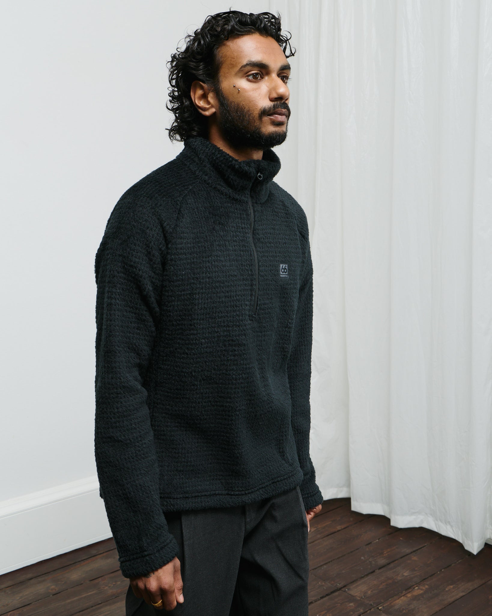 Hrannar Alpha Zipneck - Black