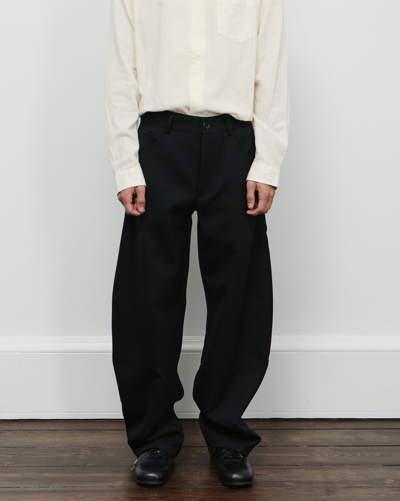 Oktai Trouser - Sturdy Black Twill