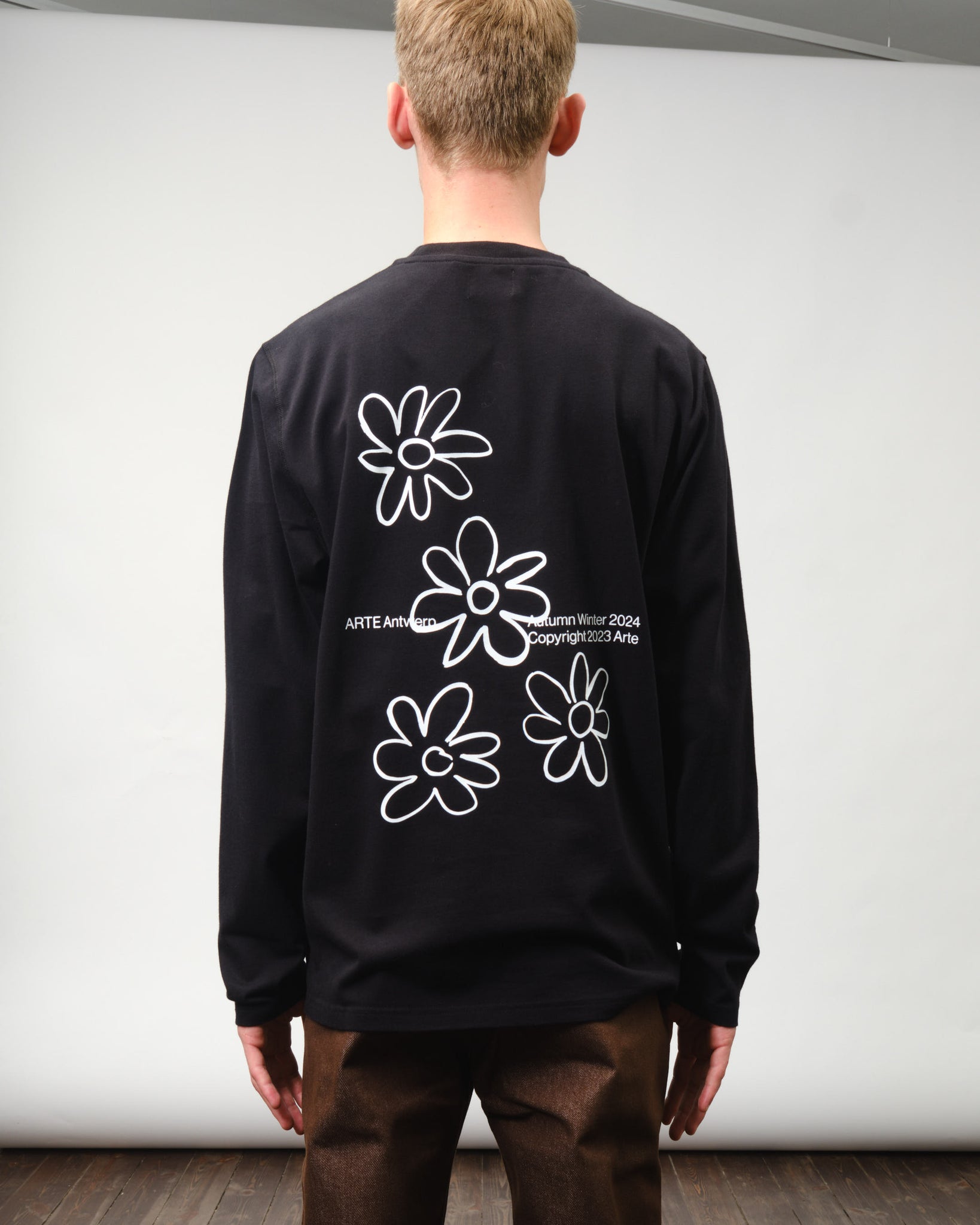 Flowers Longsleeve - Black