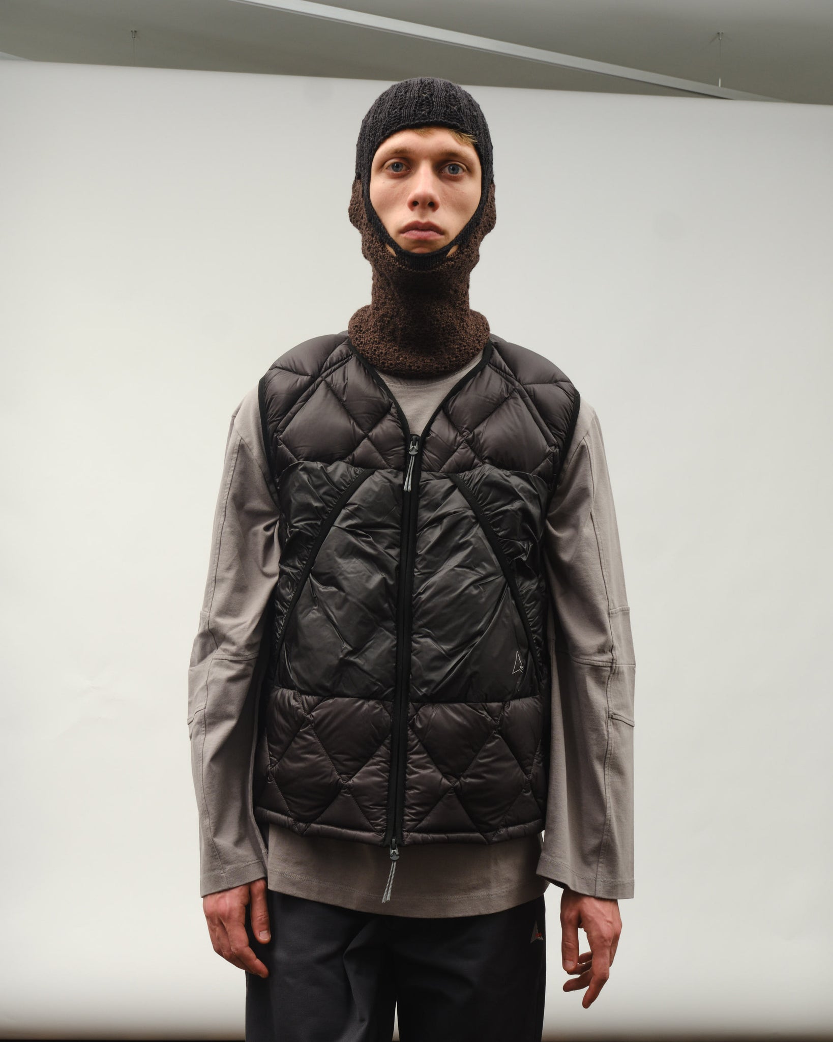 Light Down Vest - Black