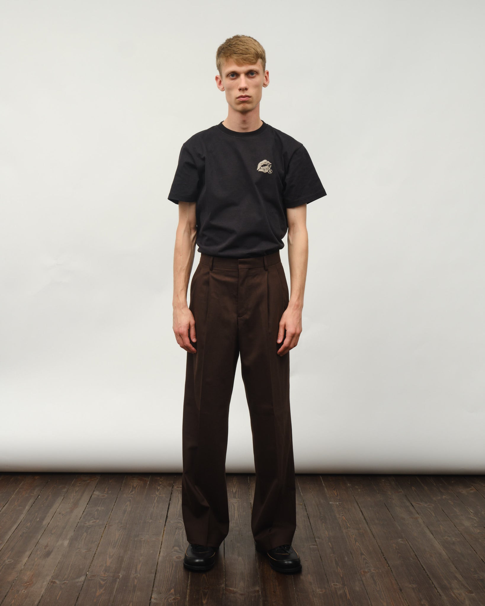 Wide Pleated Trouser - Brown