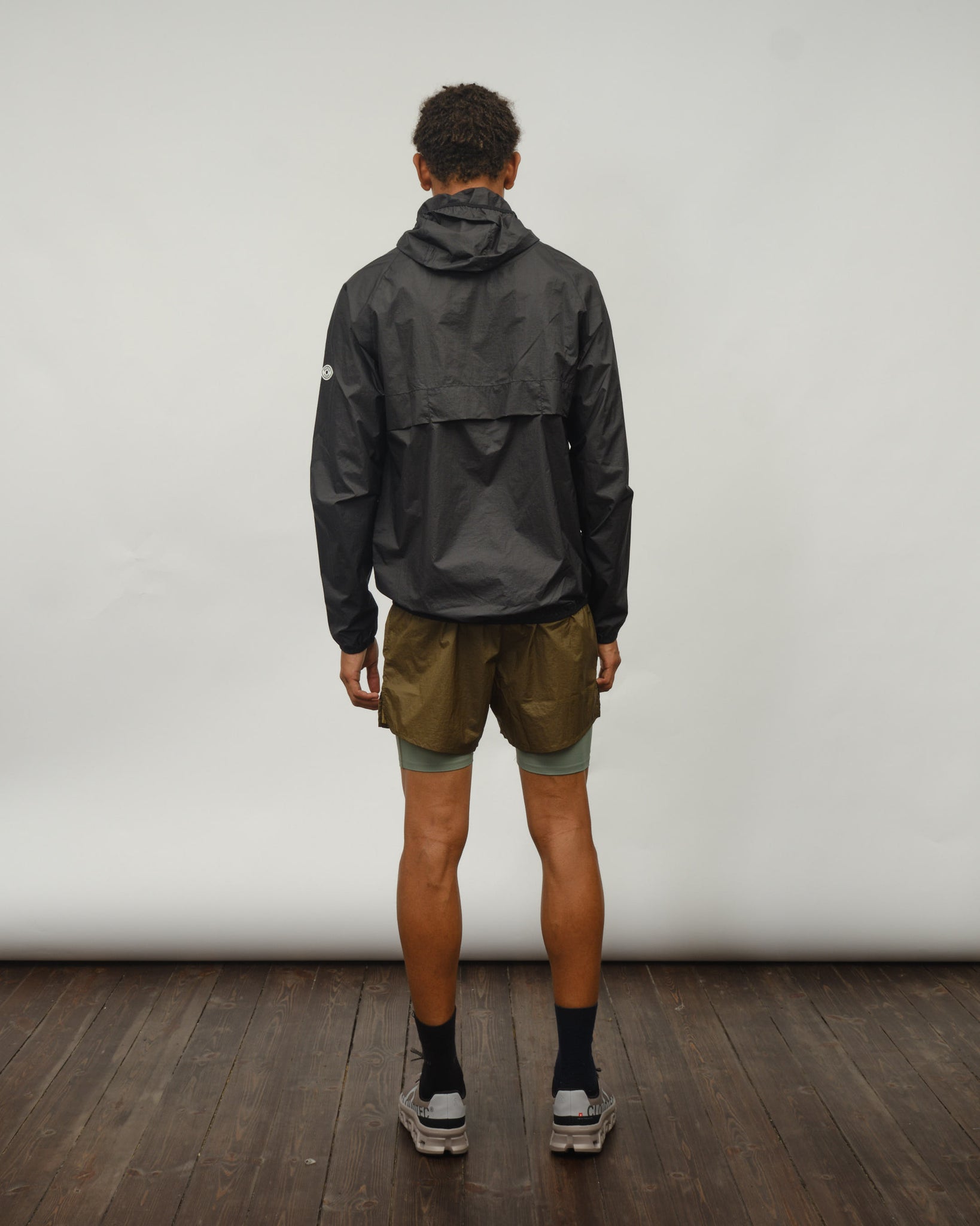 Ultralight DWR Wind Jacket - Black