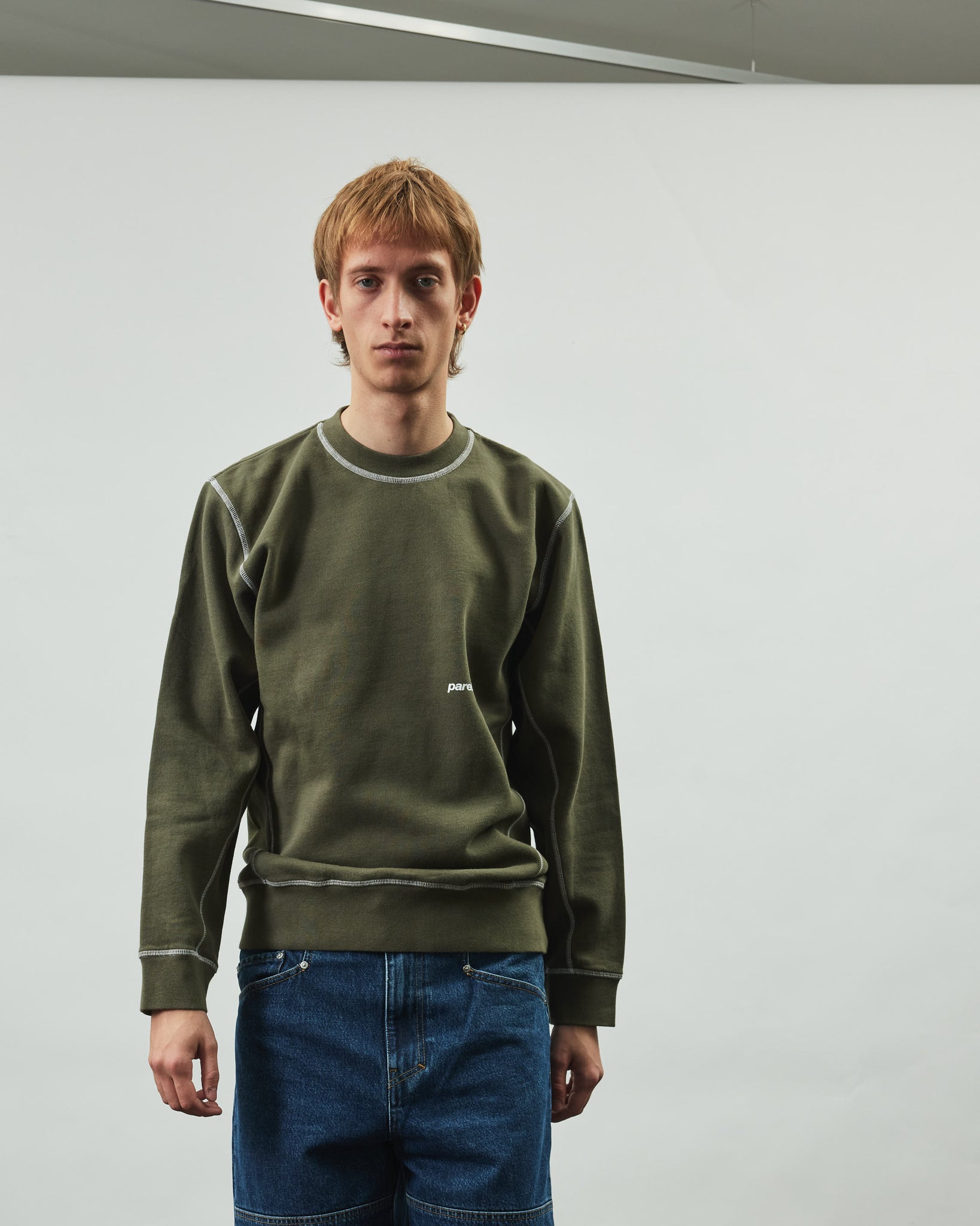 Contrast Crewneck - Army Green