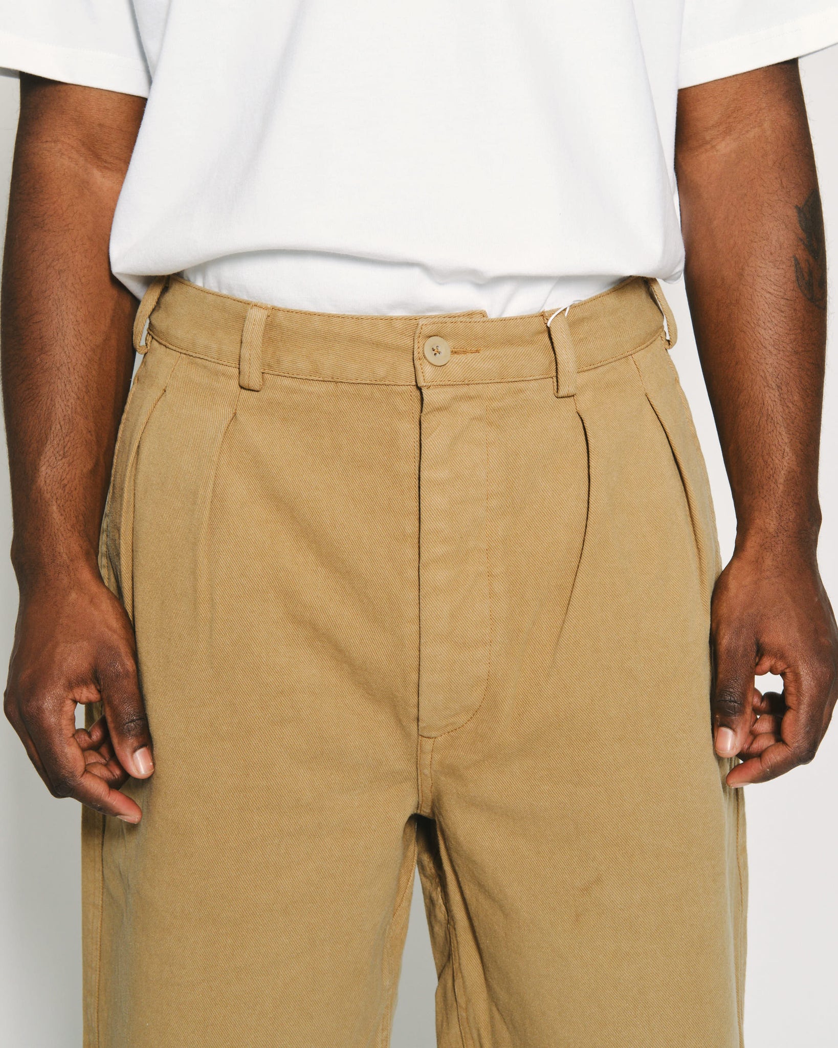 Pleated Shorts - Khaki