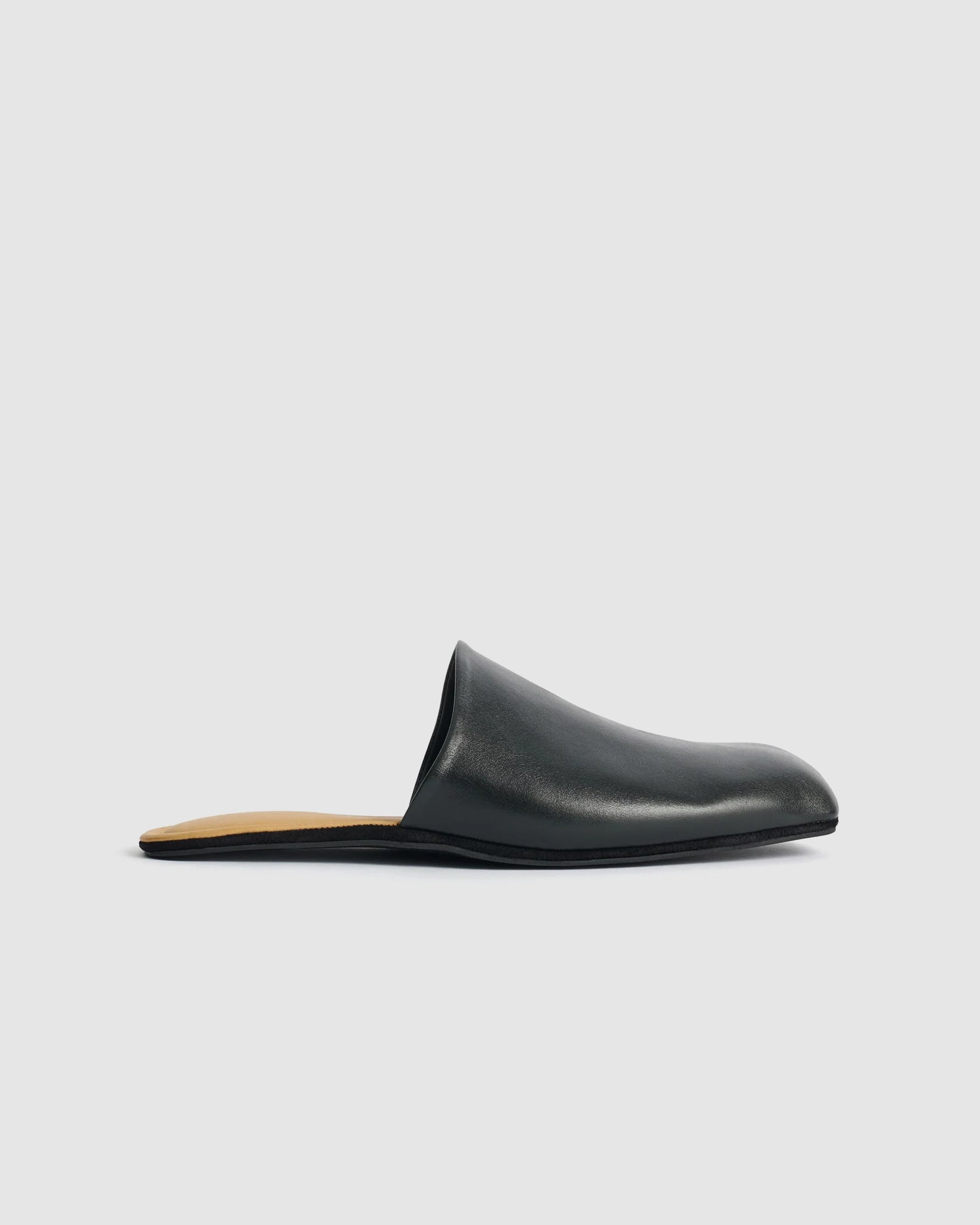 Cigarr Slipper - Sombre Satin Bovine