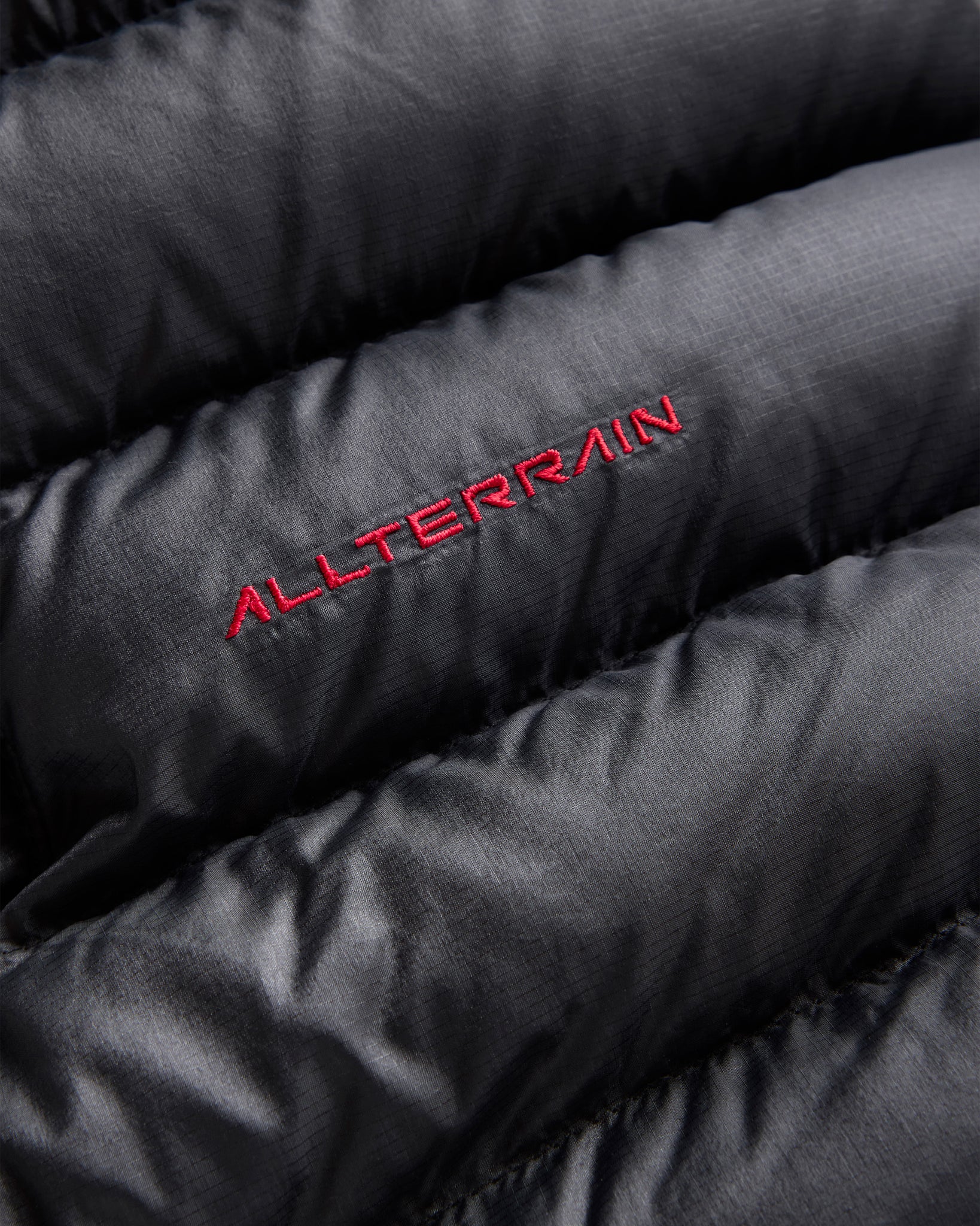 Descente Allterrain x JJJJound Down Jacket - Black/Charcoal