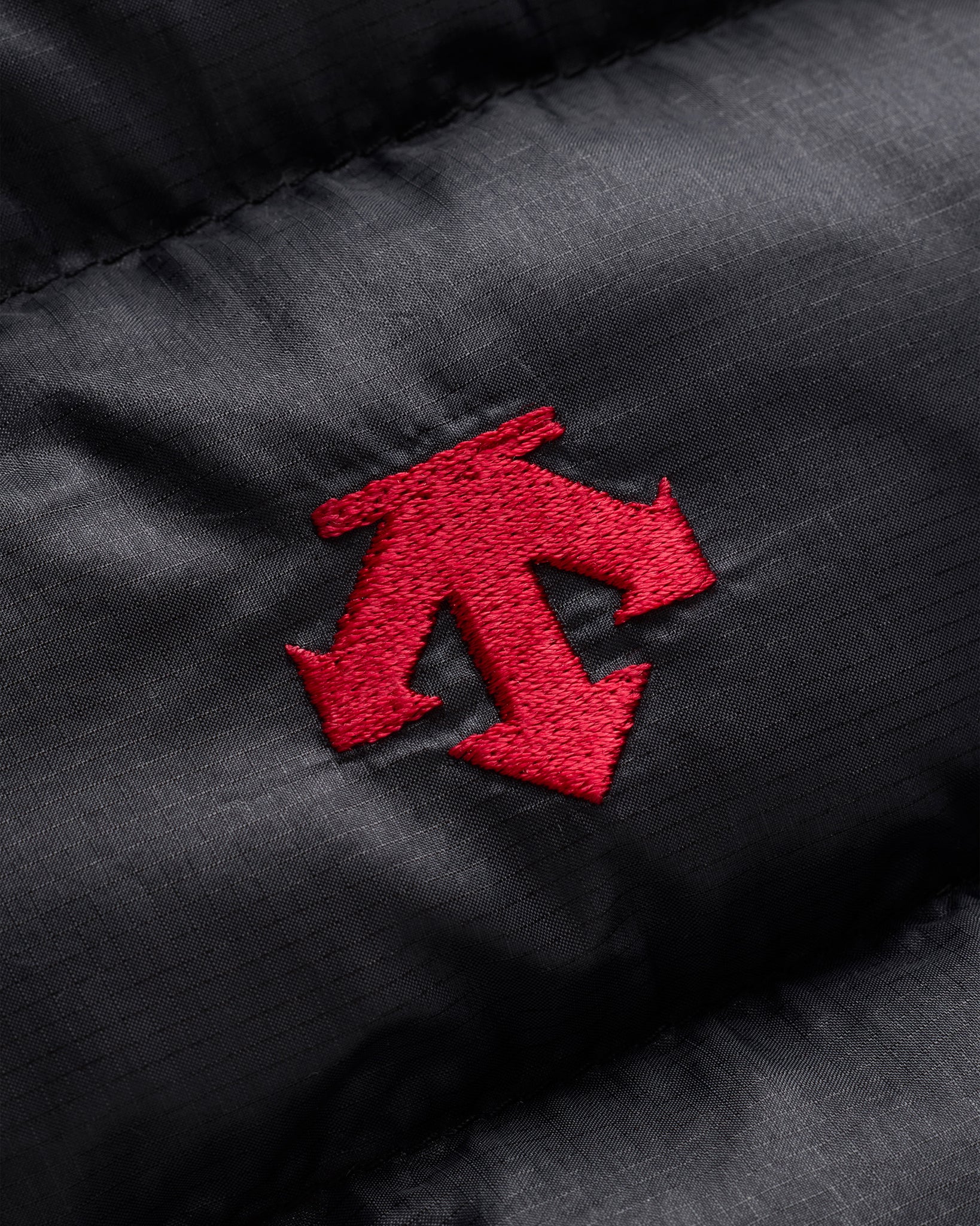 Descente Allterrain x JJJJound Down Jacket - Black/Charcoal