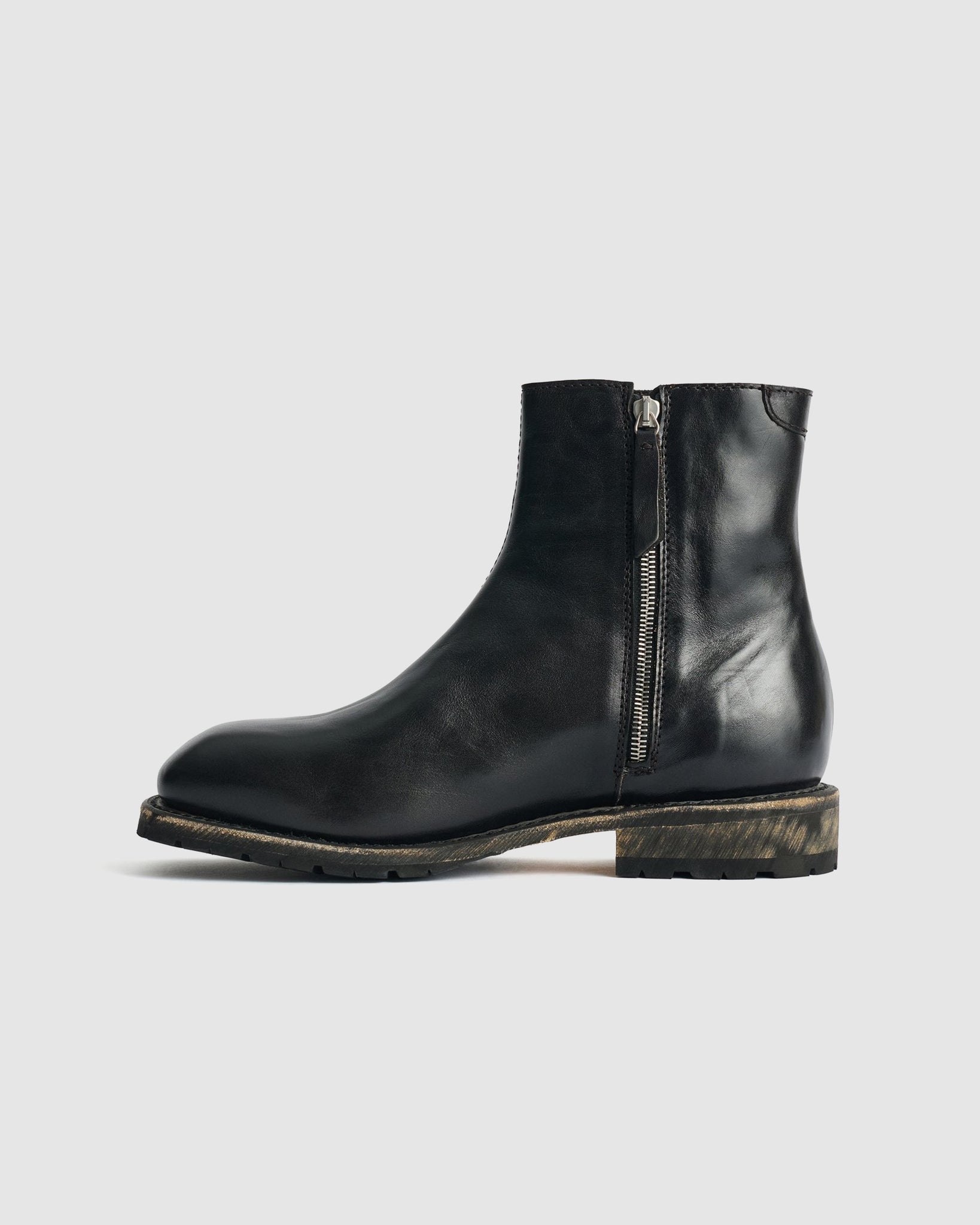 Engine Boot - Deep Black Leather