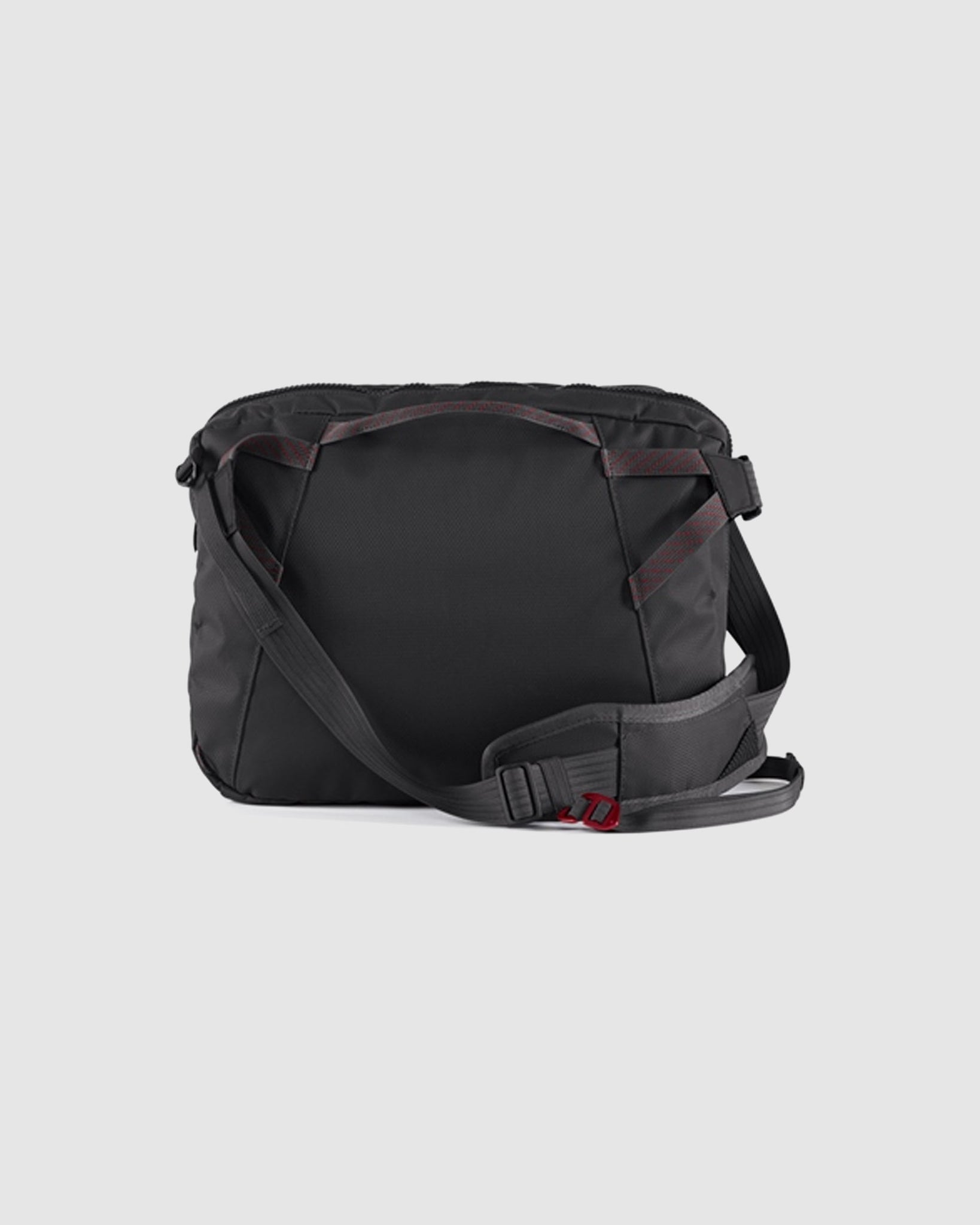 Gaut Messenger Bag - Raven