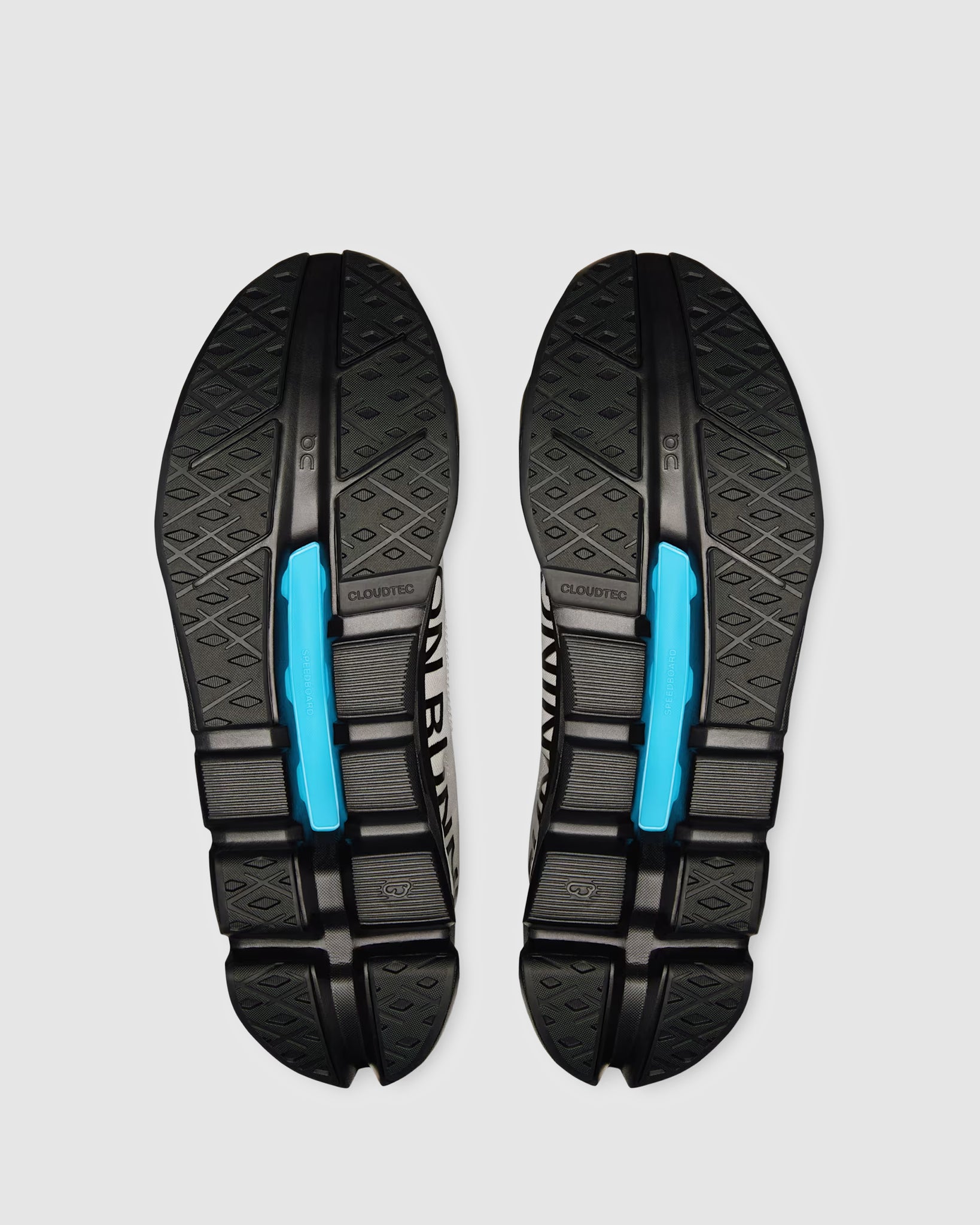 Cloudflow 5 - Glacier/Black