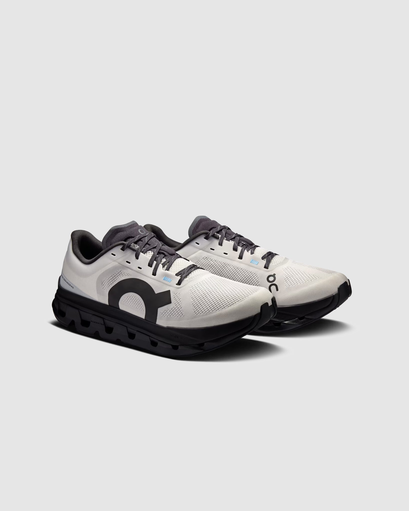 Cloudflow 5 - Glacier/Black