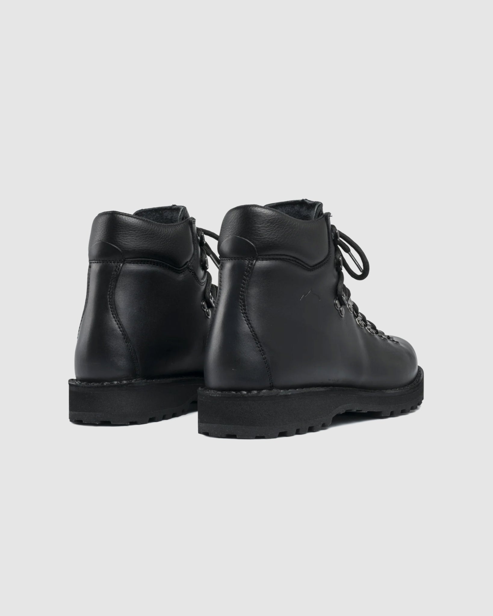 Roccia Vet - Black
