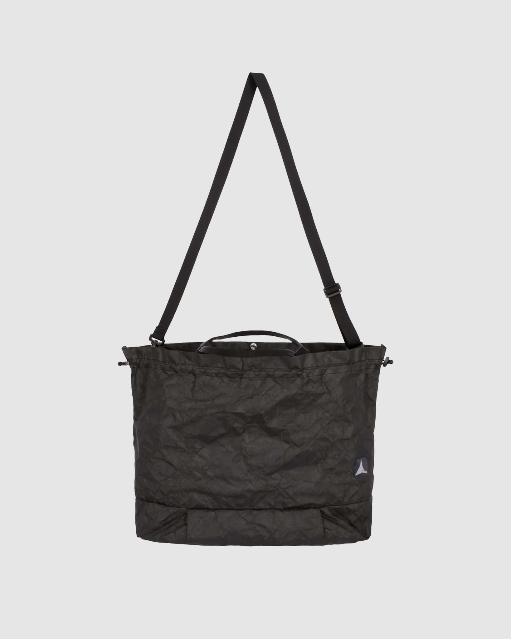 Tote - Black/Black