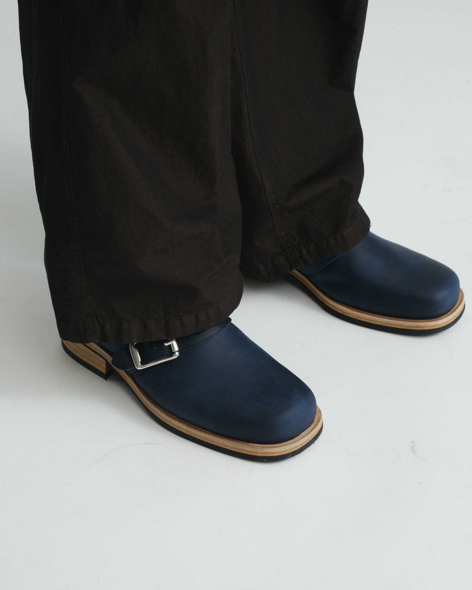 Camion Mule - Classic Blue Leather